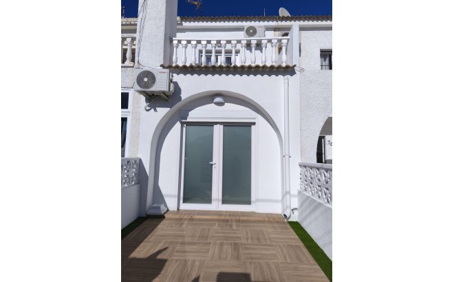 Herverkoop - Town House -
Torrevieja