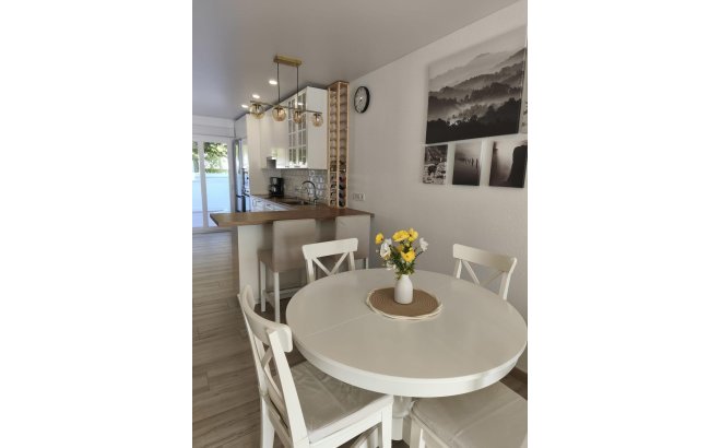 Herverkoop - Town House -
Torrevieja