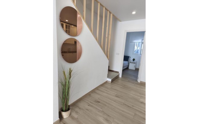 Herverkoop - Town House -
Torrevieja