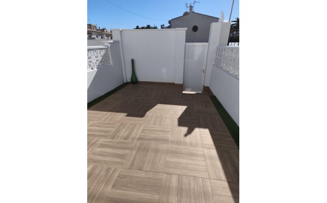 Herverkoop - Town House -
Torrevieja