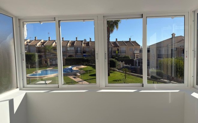 Resale - Town House -
Torrevieja - Aguas Nuevas