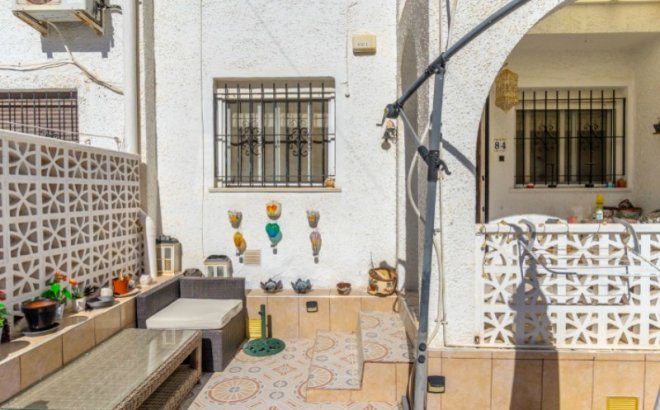 Revente - Town House -
Torrevieja - Costa Blanca
