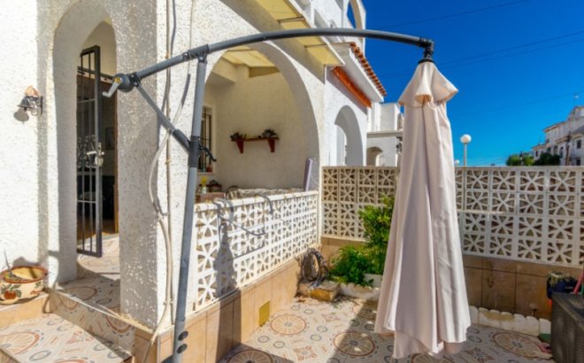 Revente - Town House -
Torrevieja - Costa Blanca