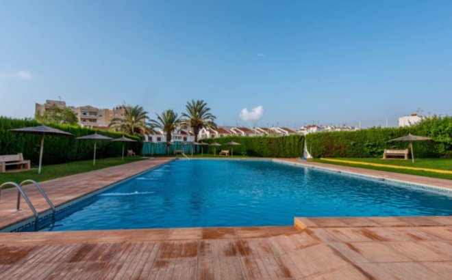 Revente - Town House -
Torrevieja - Costa Blanca