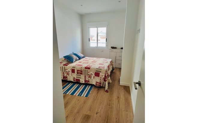 Resale - Apartment -
Torrevieja - Costa Blanca