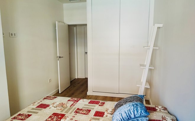 Resale - Apartment -
Torrevieja - Costa Blanca