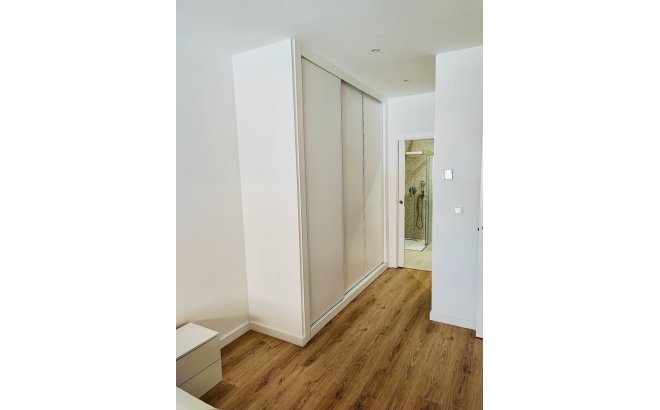 Resale - Apartment -
Torrevieja - Costa Blanca