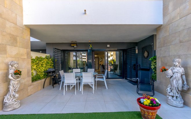 Resale - Apartment -
Playa Flamenca - Flamenca Village