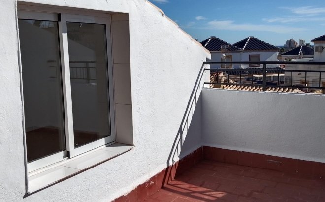 Resale - Town House -
Torrevieja - Los Balcones