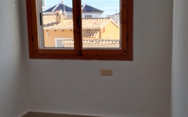 Resale - Town House -
Torrevieja - Los Balcones