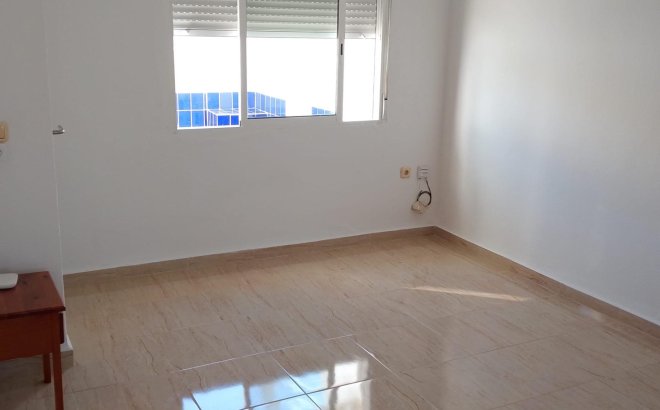 Resale - Town House -
Torrevieja - Los Balcones