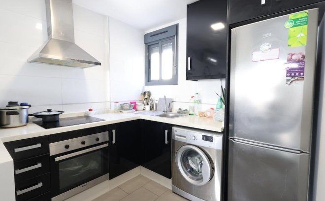 Resale - Bungalow -
Orihuela Costa - Costa Blanca