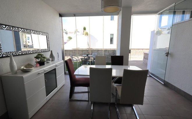 Resale - Bungalow -
Orihuela Costa - Costa Blanca