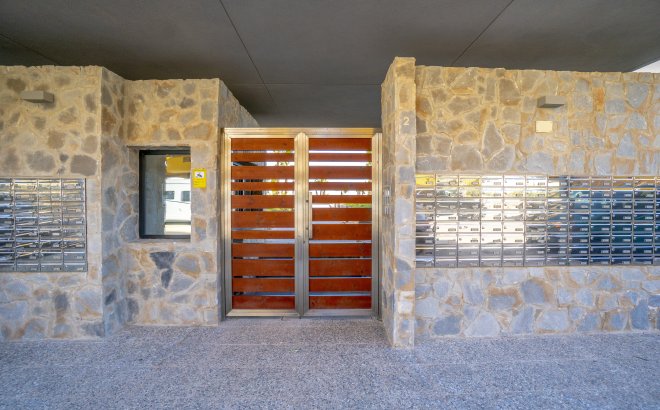 Revente - Appartement -
Torrevieja - Costa Blanca