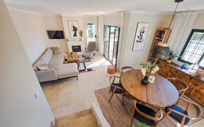 Resale - Villa -
Los Dolses - Inland