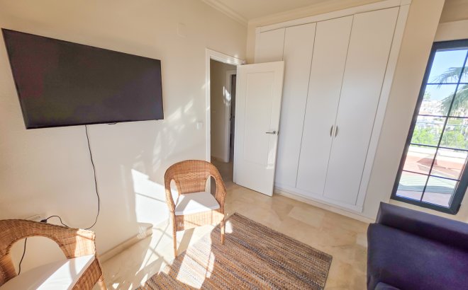 Resale - Villa -
Los Dolses - Inland