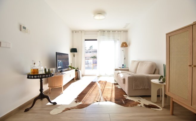 Resale - Apartment -
Vistabella Golf Entre Naranjos - Inland