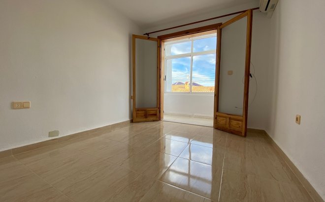 Herverkoop - Town House -
Los Balcones - Costa Blanca
