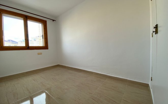 Herverkoop - Town House -
Los Balcones - Costa Blanca