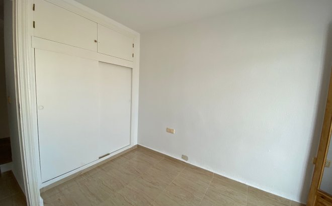 Herverkoop - Town House -
Los Balcones - Costa Blanca