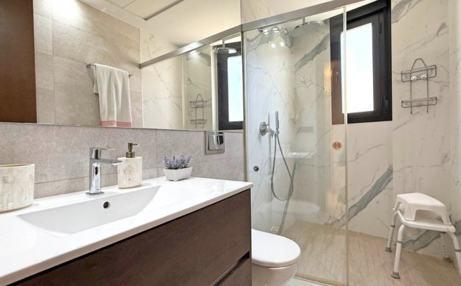 Resale - Villa -
Orihuela Costa - Costa Blanca