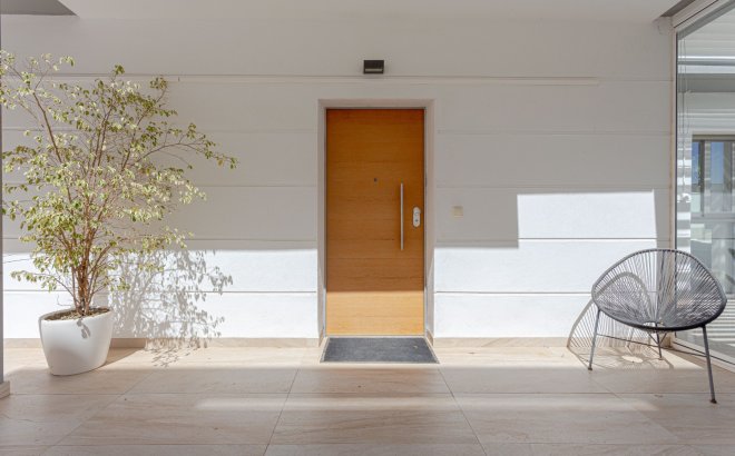 Resale - Villa -
Orihuela Costa - Costa Blanca