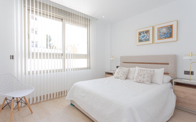 Resale - Villa -
Orihuela Costa - Costa Blanca