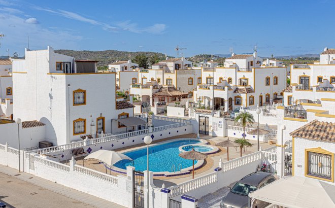 Resale - Villa -
Orihuela Costa - Costa Blanca