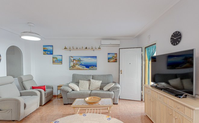 Resale - Villa -
Orihuela Costa - Costa Blanca