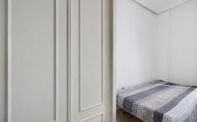 Resale - Apartment -
Torrevieja - Playa del Cura