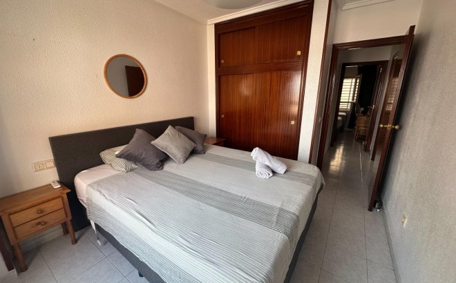 Resale - Apartment -
Torrevieja - Centro