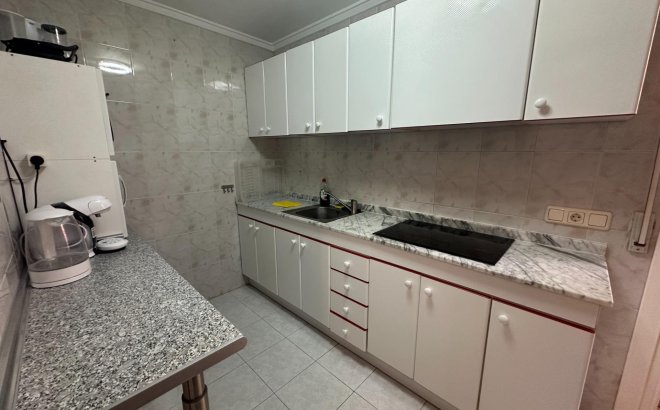 Resale - Apartment -
Torrevieja - Centro
