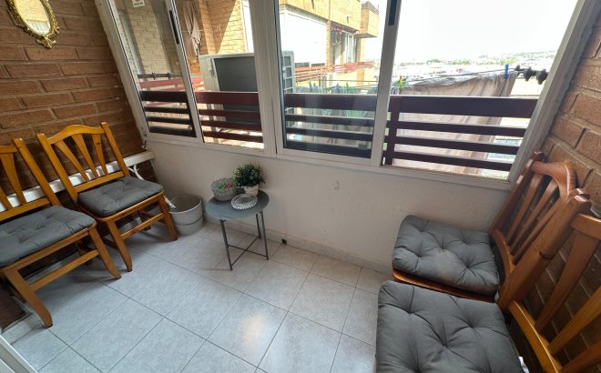 Resale - Apartment -
Torrevieja - Centro