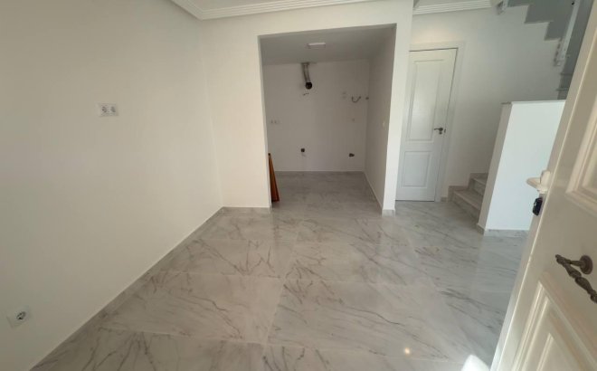 Revente - Town House -
Torrevieja - Aguas Nuevas
