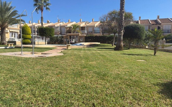 Revente - Town House -
Torrevieja - Aguas Nuevas