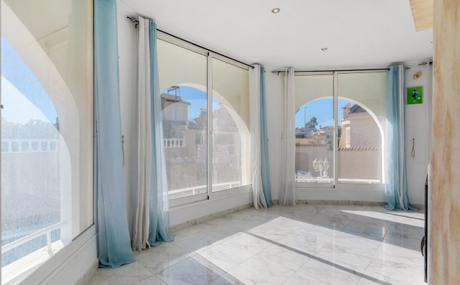 Revente - Villa -
Rojales - Inland