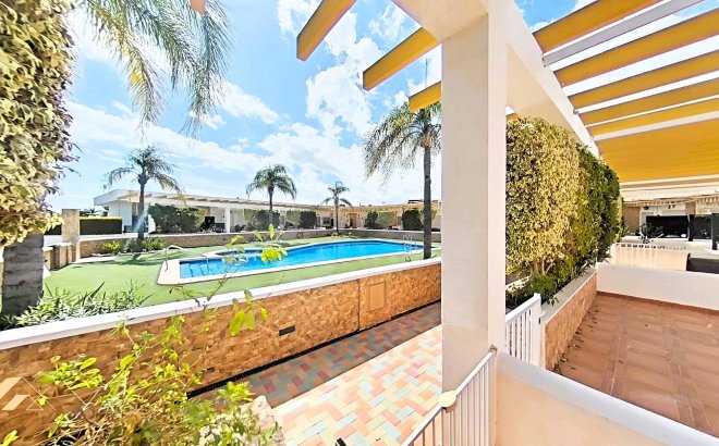 Resale - Town House -
Pilar de la Horadada - Mil Palmeras