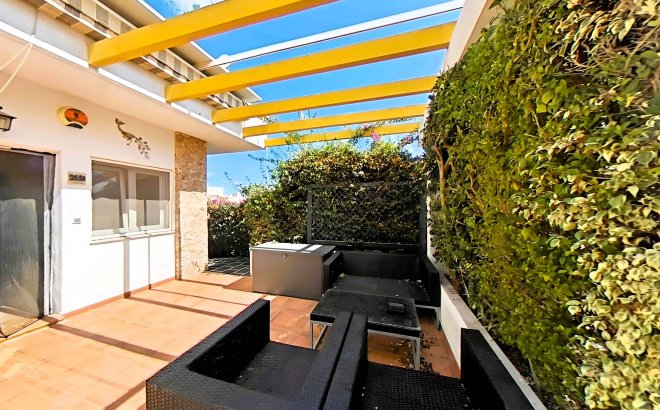 Resale - Town House -
Pilar de la Horadada - Mil Palmeras