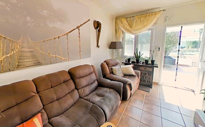 Resale - Town House -
Pilar de la Horadada - Mil Palmeras