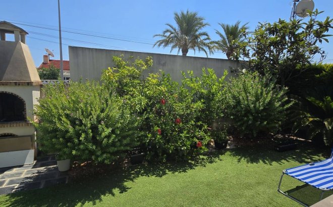 Resale - Town House -
Pilar de la Horadada - Mil Palmeras