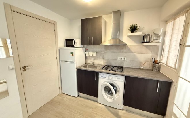 Resale - Apartment -
Torrevieja - Playa del Cura