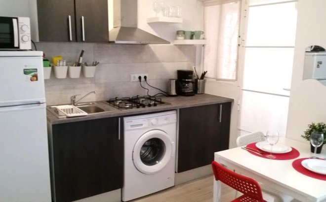 Resale - Apartment -
Torrevieja - Playa del Cura