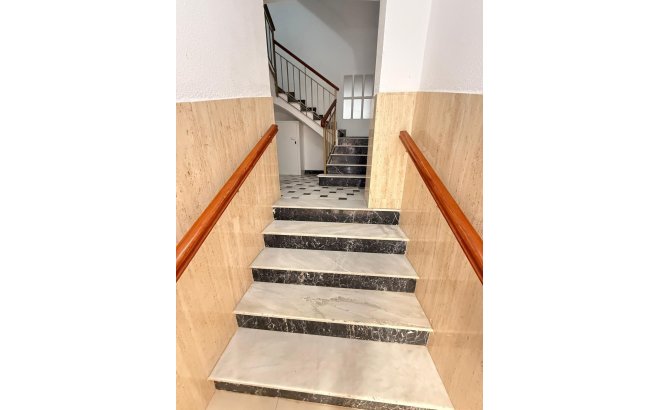 Resale - Apartment -
Torrevieja - Playa del Cura