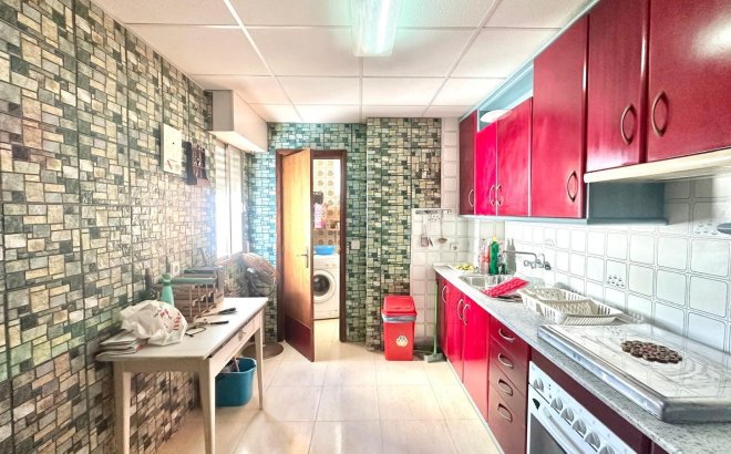 Resale - Apartment -
Torrevieja - Acequion