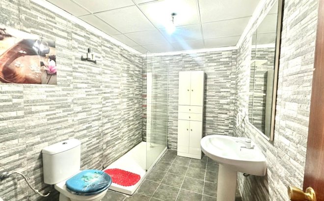 Resale - Apartment -
Torrevieja - Acequion