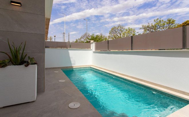 New Build - Semidetached -
Sucina