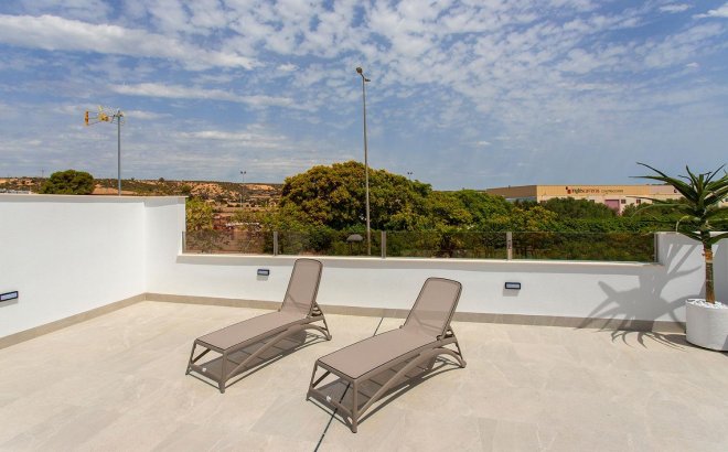 New Build - Semidetached -
Sucina