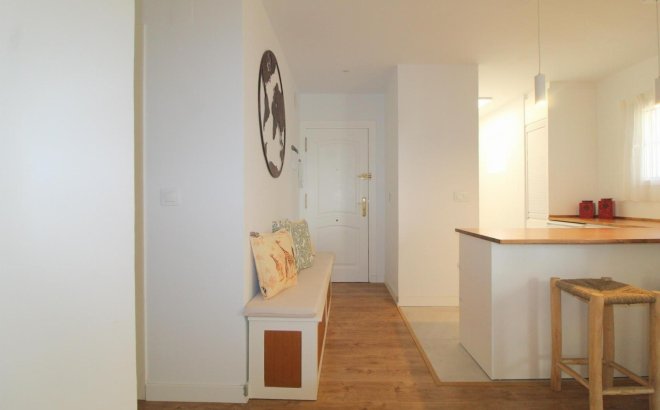 Resale - Apartment -
Torrevieja - La Veleta