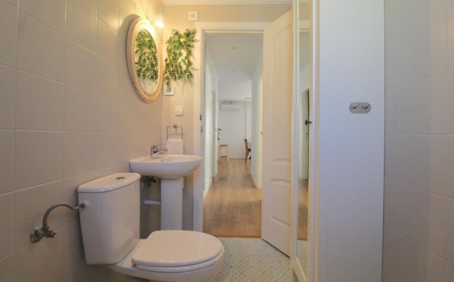 Resale - Apartment -
Torrevieja - La Veleta