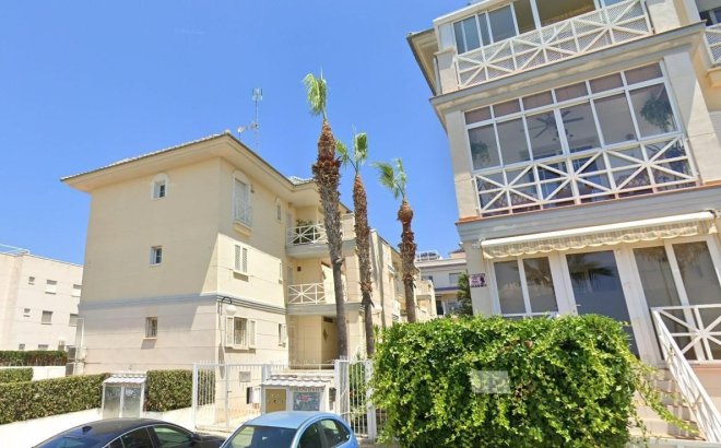 Resale - Apartment -
Torrevieja - La Veleta